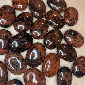 Polished Mahogany Obsidian Palm Stone: Chakra Worry Stone