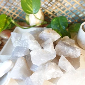 Cristalli di quarzo blu grezzo naturale Pietre non trattate Arti Decorazione della casa Minerali all'ingrosso Scuola Natale Natale Decorazione della casa Regalo Artigianato