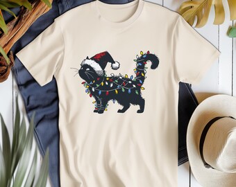 Christmas Cat with Christmas Lights Retro Christmas Tee, Boho Cat Mom shirt, Trendy Cat Mama shirt, Oversized Graphic Tee Xmas Cat Retro Tee