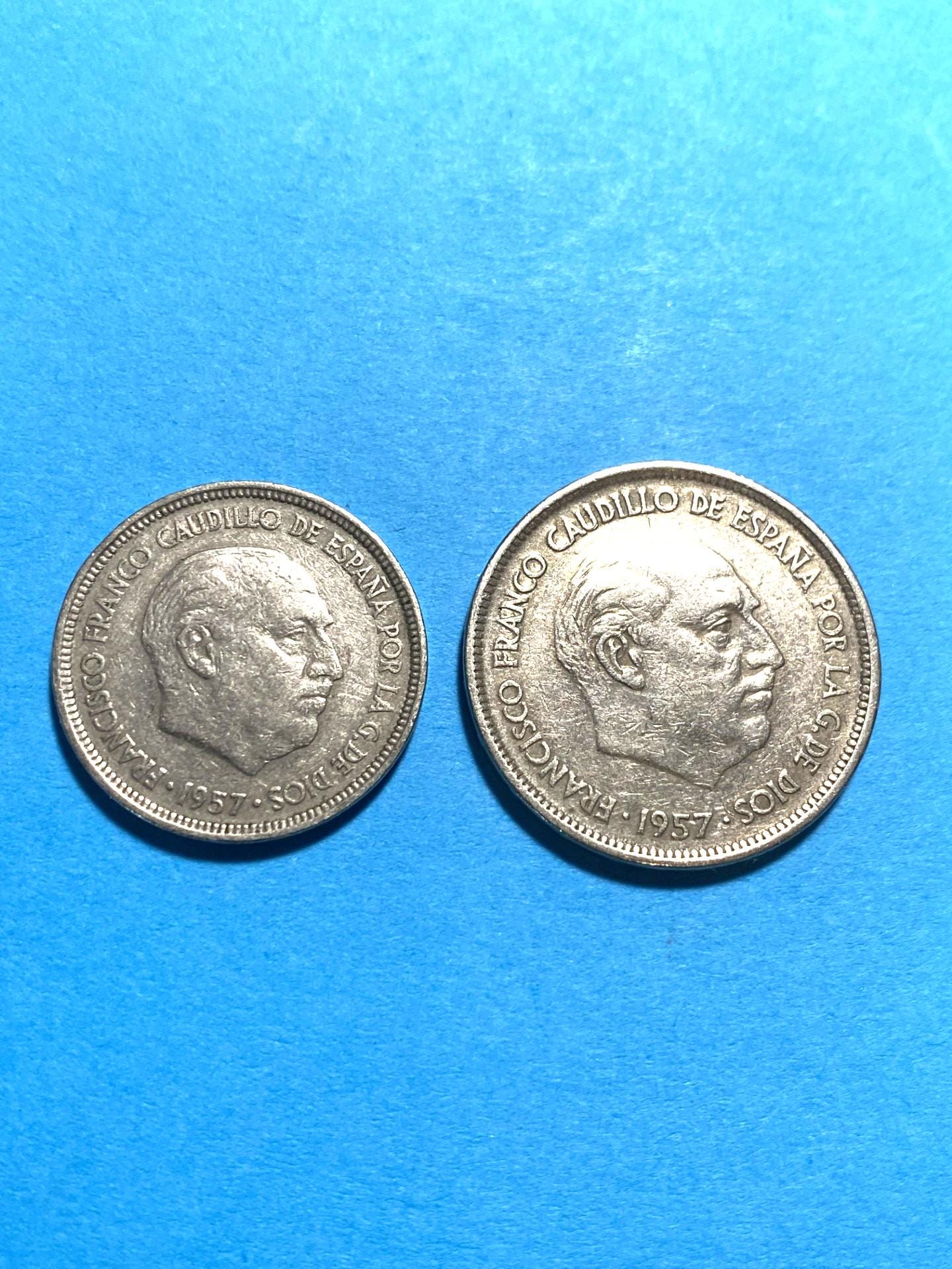 4102【スペイン】5ペセタ銅貨 硬貨 古銭 100枚セット 1957 年 スペイン