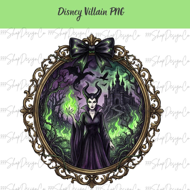 Może przedstawiać: Cyfrowa ilustracja złoczyńcy Disneya, Maleficent, w ozdobnej złotej ramie. Grafika przedstawia mroczny zamek, zielone płomienie i czarną kokardę. Tekst "Disney Villain PNG" znajduje się na g&oacute;rze.