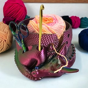 Horned Dragon Yarn Bowl | Yarn Bowl | 3D Printed | Yarn Holder | Knitting | Crochet | Dragon Bowl | Dragon Fantasy Decor | Yarn Organizer