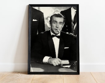 Stampa di Sean Connery James Bond, poster di Casino Royale, arte murale in bianco e nero