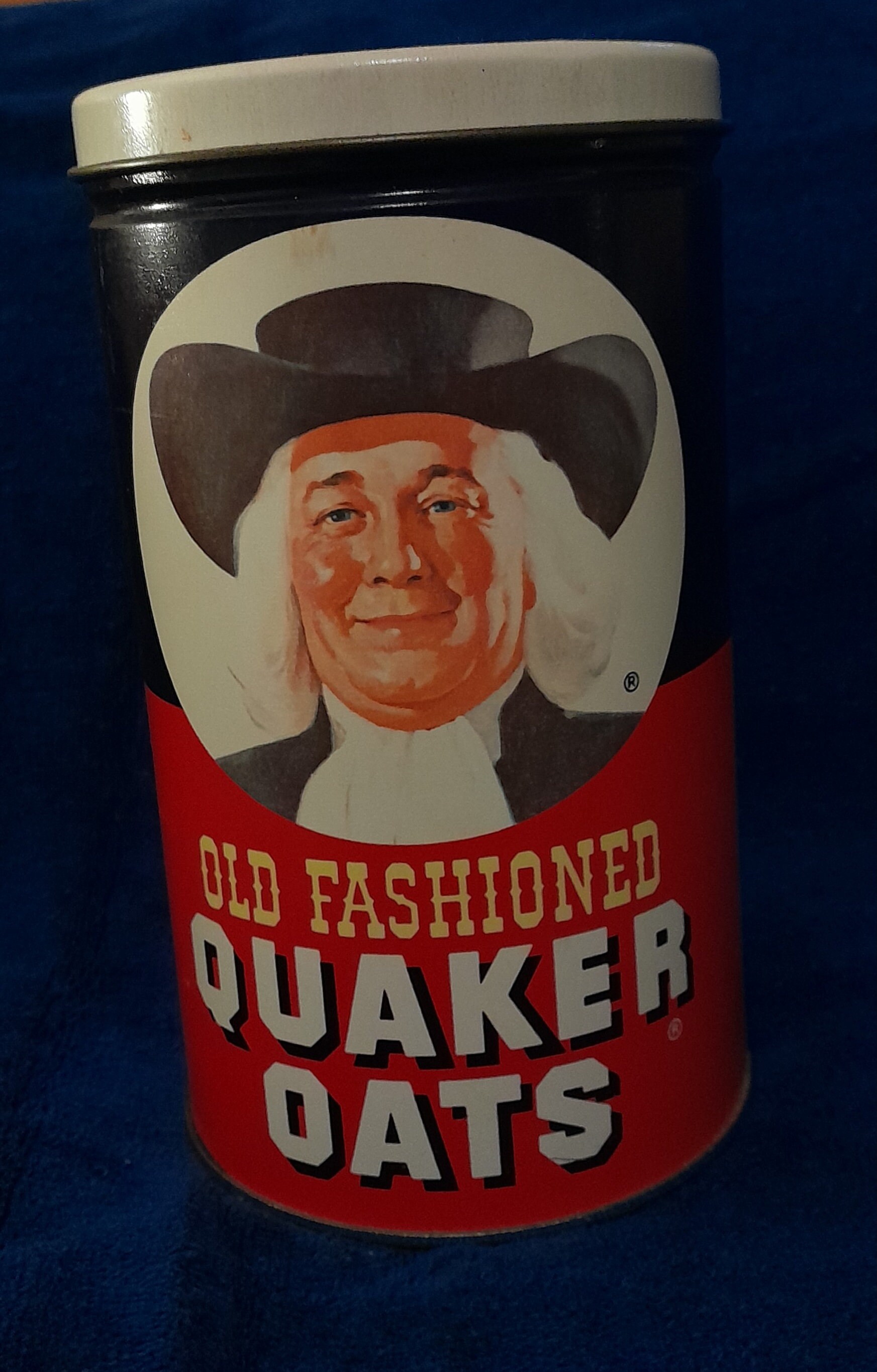 Taste The Craze: Fried Chicken Candy In A Limited Edition Tin - hbro3ys