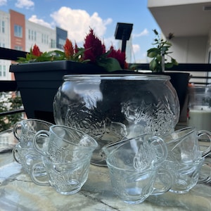Vintage Indiana Glass Rose Punchbowl with 8 piece matching cup set