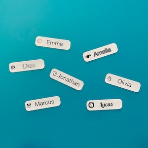 10 etiquetas de nombre con iconos divertidos / Pegatinas aptas para lavavajillas para juguetes, útiles escolares y más