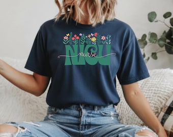 Maglietta per infermiere dell'unità di terapia intensiva neonatale Maglietta floreale per infermiere della terapia intensiva neonatale Regalo carino per infermiere Maglietta floreale per infermiere della terapia intensiva neonatale Regalo per infermiere della terapia intensiva neonatale