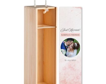 Just married | Wine crate | Love | Wedding
