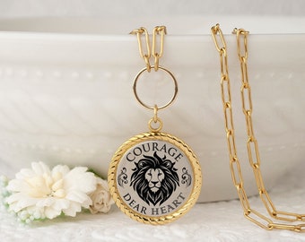 Collar de Narnia Collar del León de Aslan Collar Corazón Coraje Joyería de Narnia Regalos de las Crónicas de Narnia de C.S. Lewis Regalos de graduación