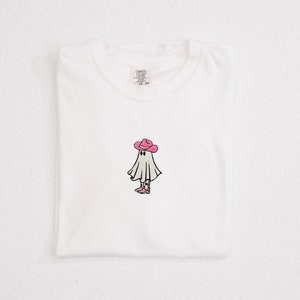 T-shirt brodé Cowgirl Ghost Comfort Colors Blanc