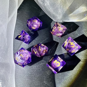 Liquid Core Resin Dice set for role playing games,Galaxy dungeons and dragons dice set ,Resin Sharp Edge Dice, Polyhedral Dice,DnD Dice Set
