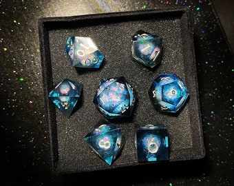 Liquid Core Resin Dice set for role playing games,Galaxy dungeons and dragons dice set ,Resin Sharp Edge Dice, Polyhedral Dice,DnD Dice Set