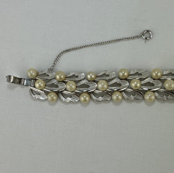 Vintage Crown Trifari Faux Pearl Bracelet - image 2