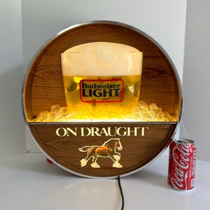 Podświetlany szyld beczki piwa Budweiser On Draught z 1981 r. – rzadki wzór konia – sprawny!