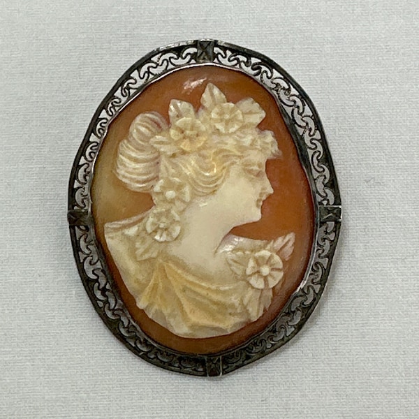 Authentic Vintage Carved Shell Cameo As Found