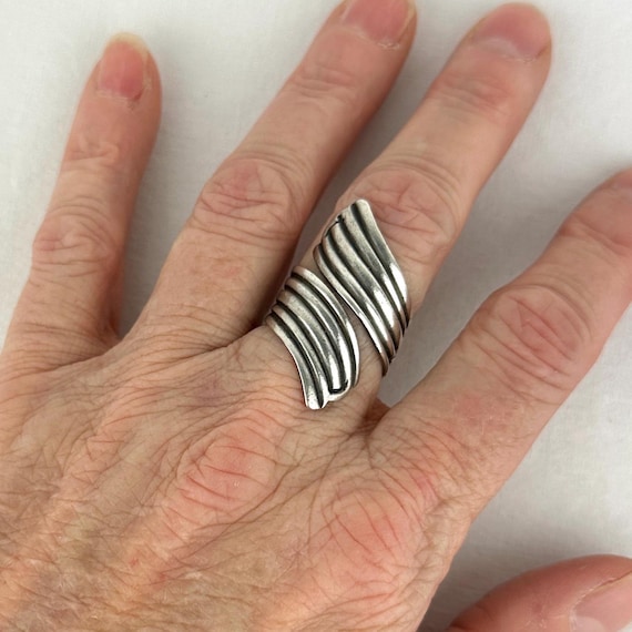 Midcentury Mexican Silver Bypass Ring Signed EDP