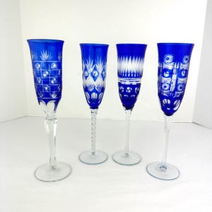 4 Vintage Cut to Clear Champagne Flutes