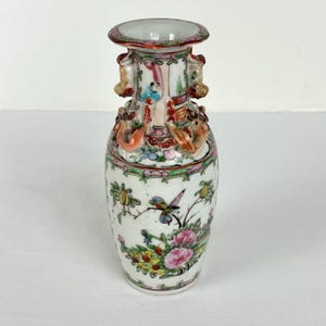 Antique Chinese Export Rose Medallion Vase