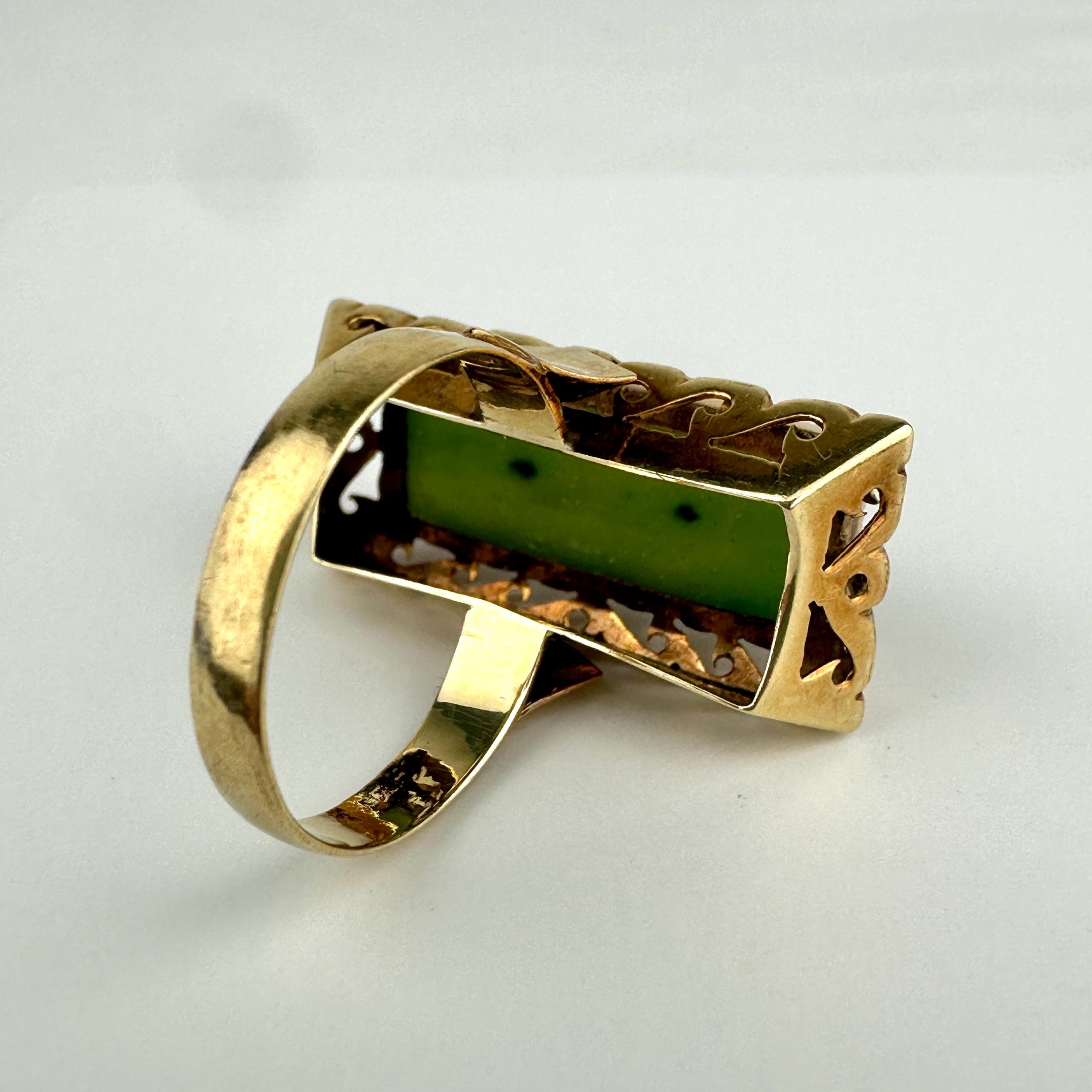 Vintage 14k Gold & Nephrite Jade Ring Size 5.25 - Etsy