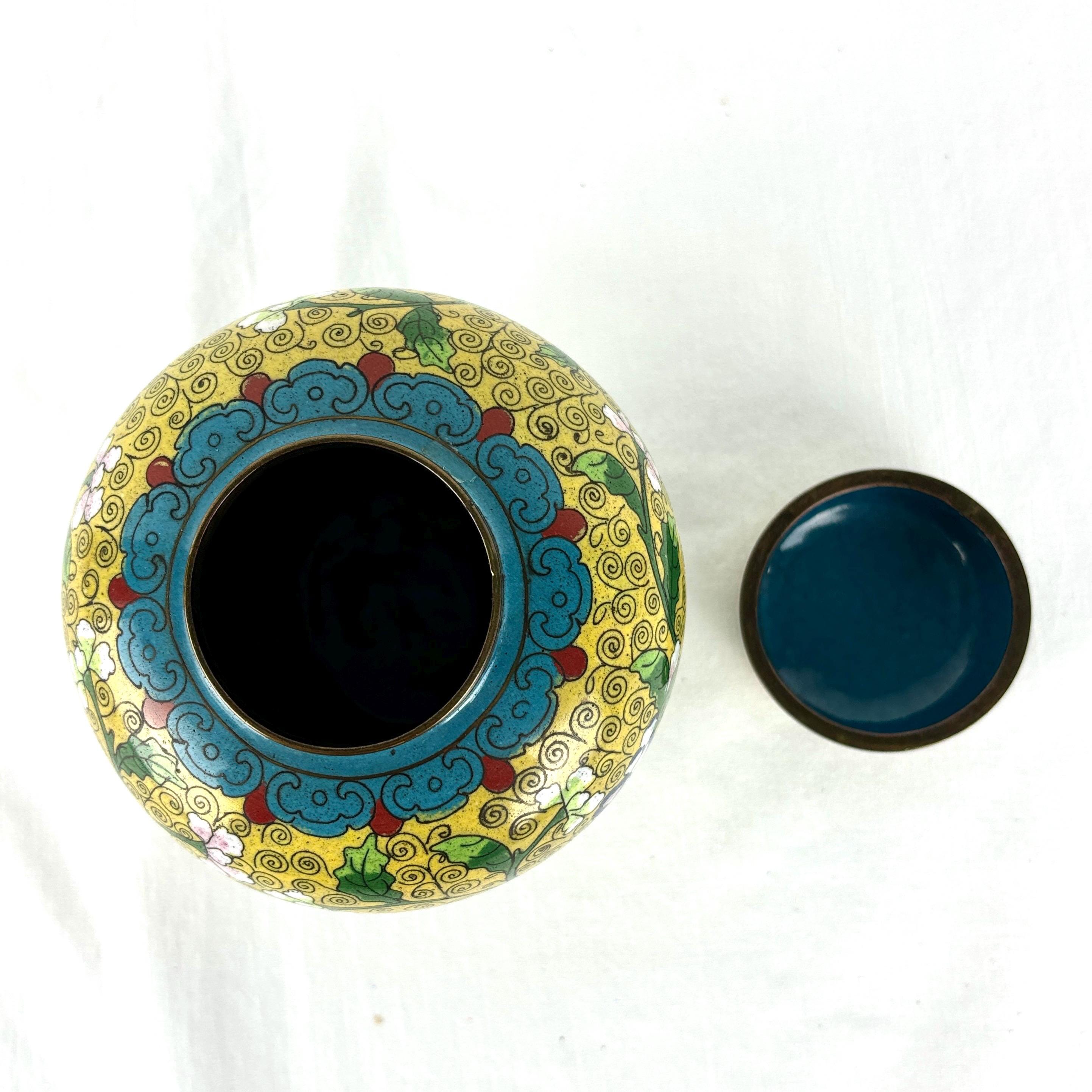 20 世紀初頭の中国の黄色い七宝焼きの蓋付き壺 - Etsy 日本