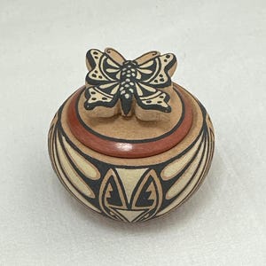 Mary Eteeyan Miniature Butterfly Pot