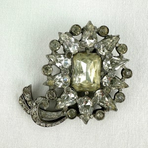 Early Eisenberg Large Rhinestone Fur Clip As Found
