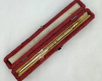 Caneta Fairchild Madrepérola com Ponta Spencarian e Estojo Ajustado