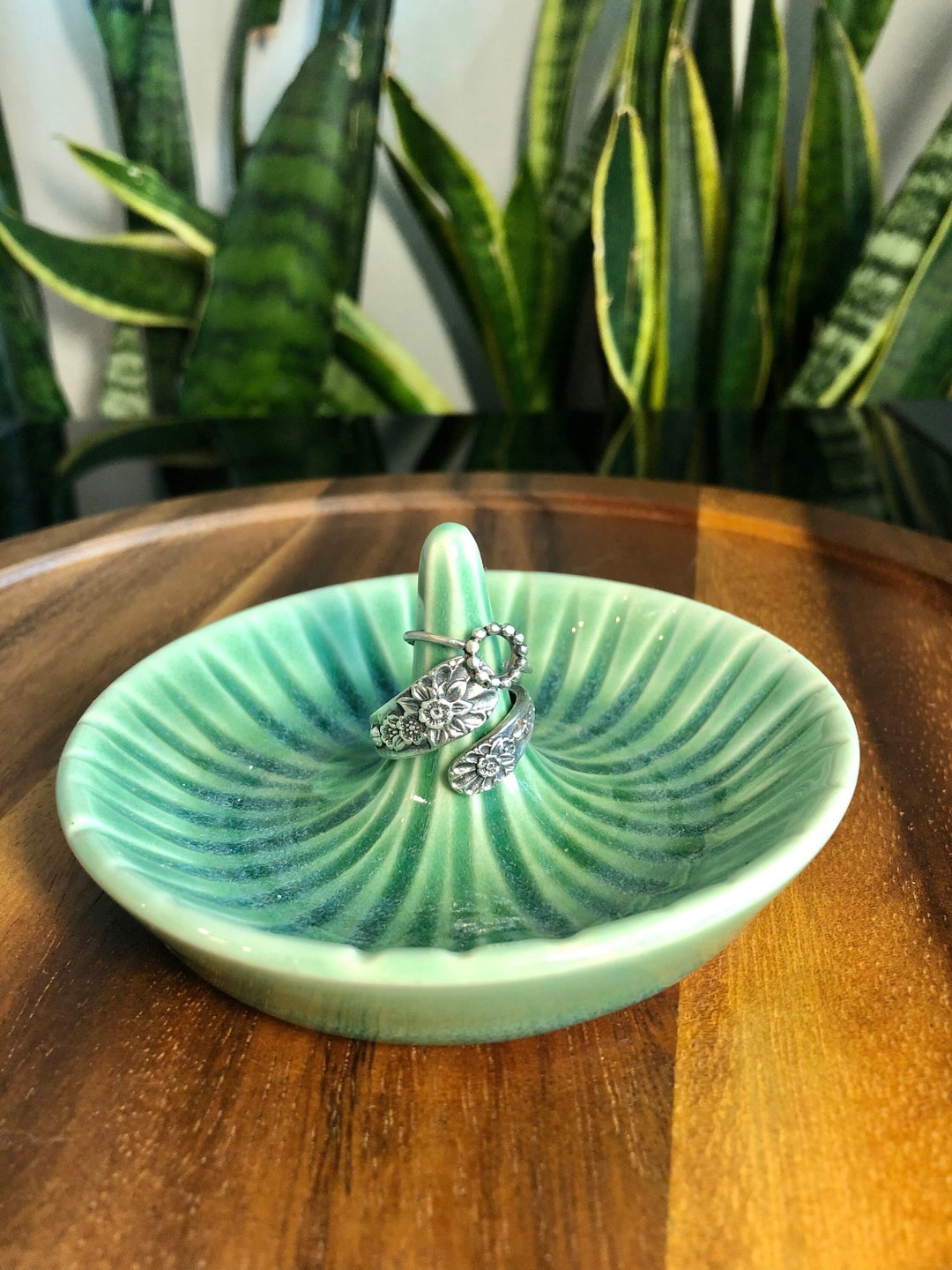 Ring Holder, Ribbed Ring Dish, Jewelry Holder, Jewelry Organization