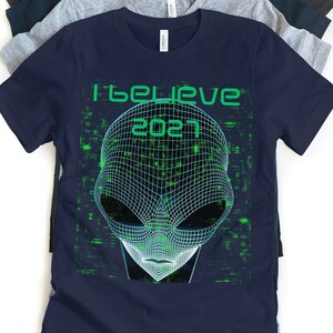 UFO Alien Arrival 2027 T-Shirt - Extraterrestrial Sci-Fi Tee - Space Travel UAP Shirt