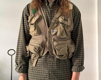 Columbia PFG mesh fishing vest