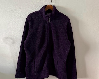 1990s Cabela's mulberry purple deep pile fleece ~ Women's large