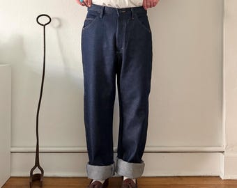 1990s deadstock dark wash raw denim style indigo Rustler jeans ~ 38x35