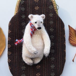 PDF-breipatroon ijsbeer – witte minibeer – zelfstudie naadloos gebreid speelgoed – patroon kleine teddybeer in het Engels