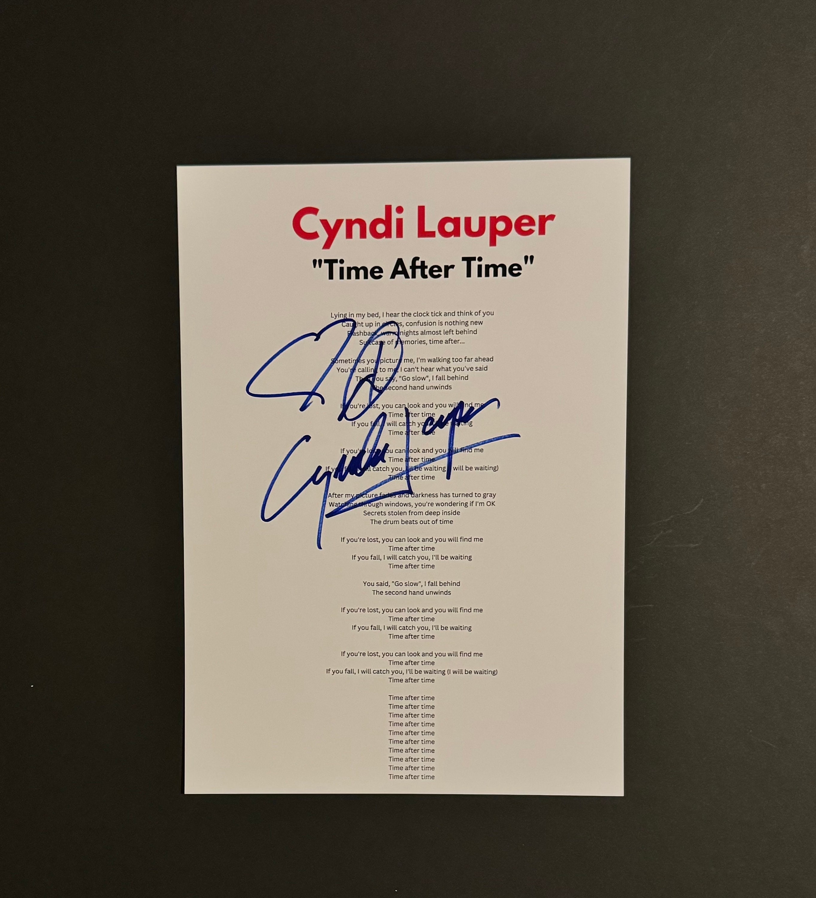 シ*ロ様 Cyndi Lauper 直筆サイン入り 楽譜ポスター シ*ロ様 Cyndi Lauper 直筆サイン入り 楽譜ポスター