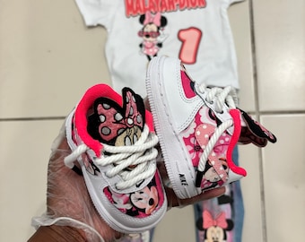 Custom Minnie Mouse Shoes