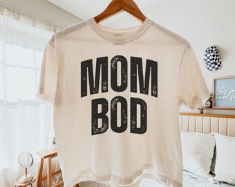 Mom Bod Crop Top, Funny Mom Shirt, Motherhood Shirt, Aesthetic Mom Tee, Mom Life Shirt, Trendy Mom Shirt, Retro Mom Graphic Tee Gift for Mom