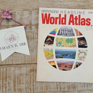 Vintage Hammond Headline World Atlas Book