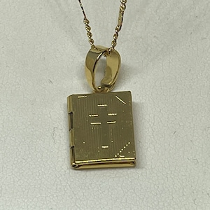 9CT Gold Filled Cross Locket Necklace, Photo Pendant with 20&quot; Chain, Religious Jewelry, Heartfelt Keepsake, Gift for her Free Box