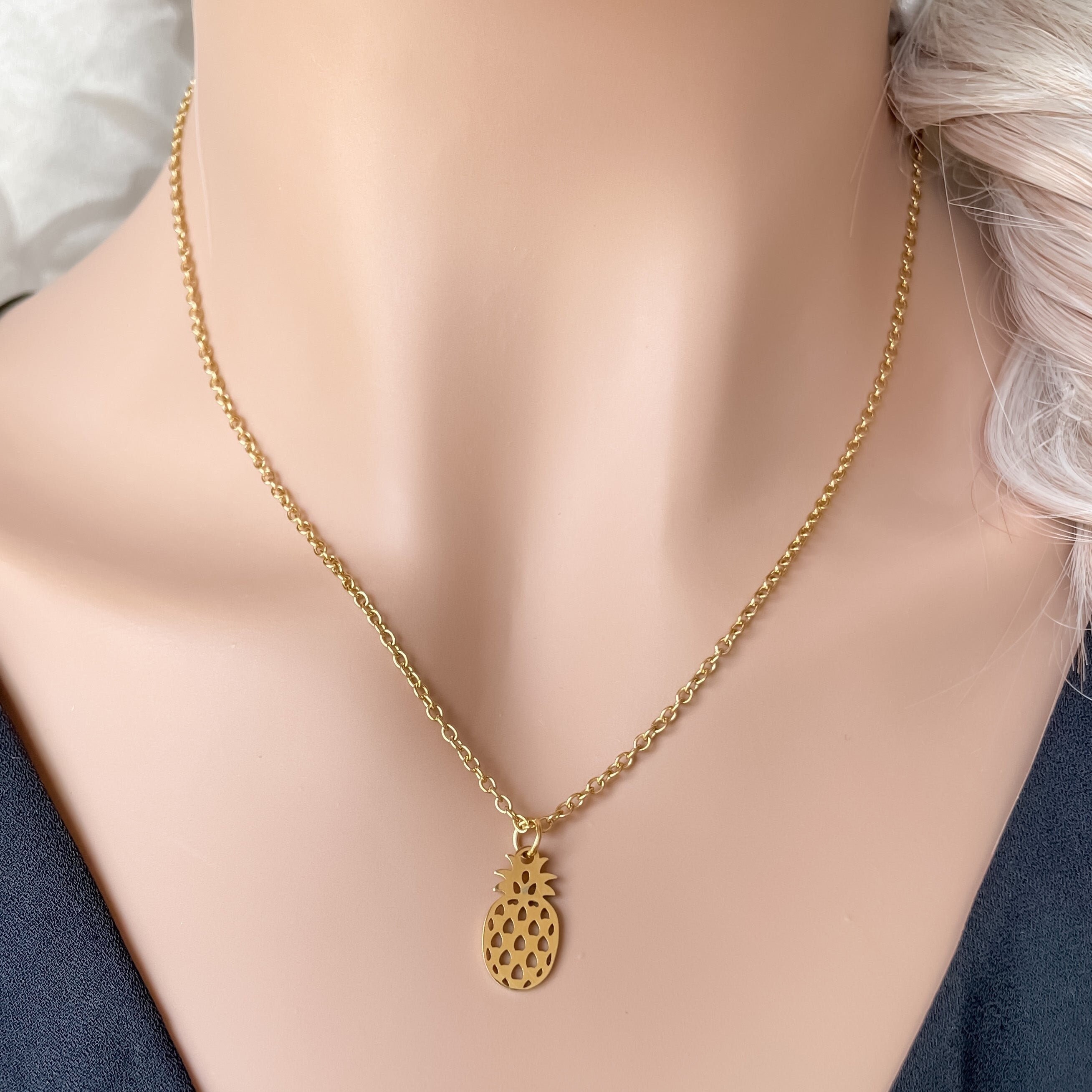 Collier Pendentif Ananas Délicat - Chaîne Or Rose 15 Pouces - NEUF Avec étiquettes