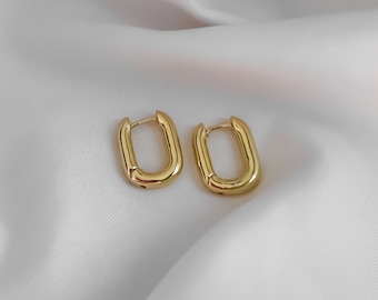 Gold huggy hoops 14k Gold filled hoops Thick huggy hoops Everyday gold hoops Gold hoop earrings Waterproof hoops Gold filled earrings