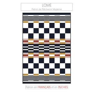 Peut inclure: Un motif de patchwork géométrique avec un motif en damier bleu marine et blanc, accentué de rayures horizontales dorées, marron et blanches. Le texte "LOMÉ Patron de Patchwork Moderne" est en haut.