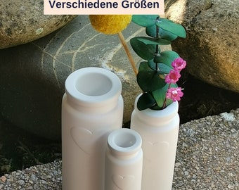 Weiße Minivasen Herz I Vase mit Trockenblumen I Stabkerzenhalter I Herzvase I Deko Raysin I Trockenblumen Deko I minimalistische Dekoration