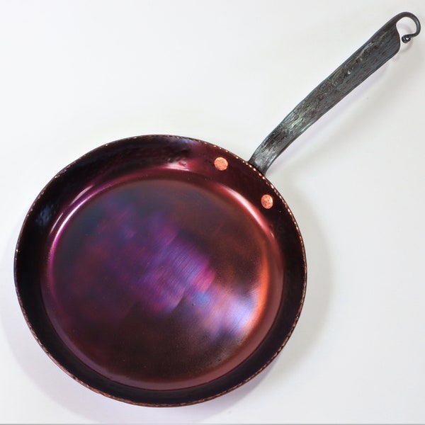 Handmade 10'' All-rounder carbon steel skillet