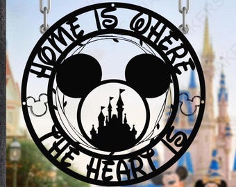 Casa è dove si trova il cartello in metallo Disney, cartello decorativo da esterno "Benvenuti nel Paese delle Meraviglie", cartello da parete per l'ingresso con castello decorativo per la cameretta.