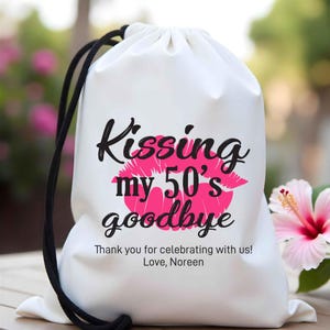 Niestandardowa torba Kissing my 30th 40th 50th 60th 70th Goodbye Birthday - Torby na upominki z nadrukiem - Zestaw na kaca - Torby na upominki urodzinowe - Torby na smakołyki urodzinowe