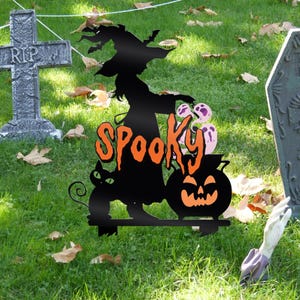 Witch with Broomstick Metal Garden Stake Sign, Witch with Cat and Crow Decor, Scary Witch Art, Halloween Gift Decor, Glowing Pumpkin
