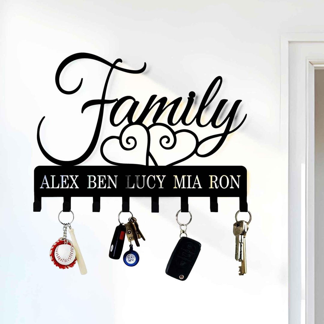 Customised Family Name Keyholder Hooks - Family Members Xmas Home Decor ...