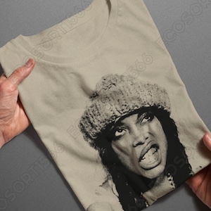 PENCILART - Erykah Badu EOO Unisex Heavy Cotton T-shirt | Sweatshirt | Hoodie