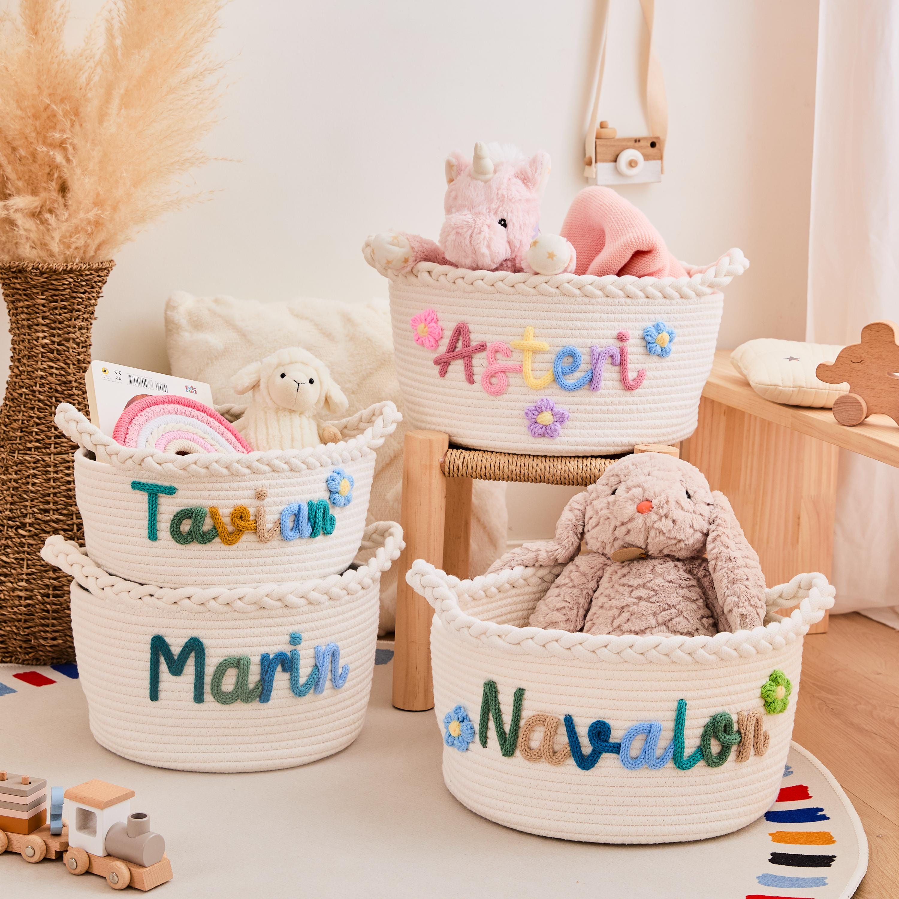 Personalized Crochet Baby Basket: Embroidered Name, Luxury Cotton