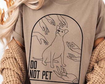 Do not pet dog tshirt, Reactive dog trainer shirt, Gift for dog owners of a anxious dog, Unisex t-shirt